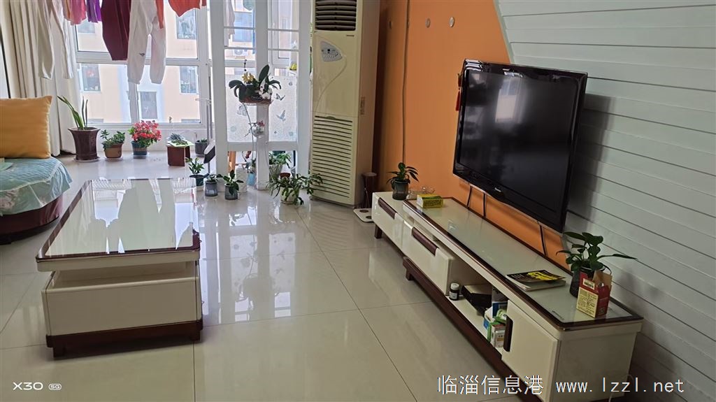 瑞泉陽光小區(qū) 中間單元 房產(chǎn)證面積98.6 帶車位儲(chǔ)藏室 